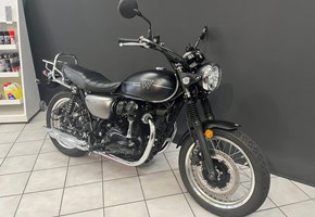 Kawasaki W800 Street