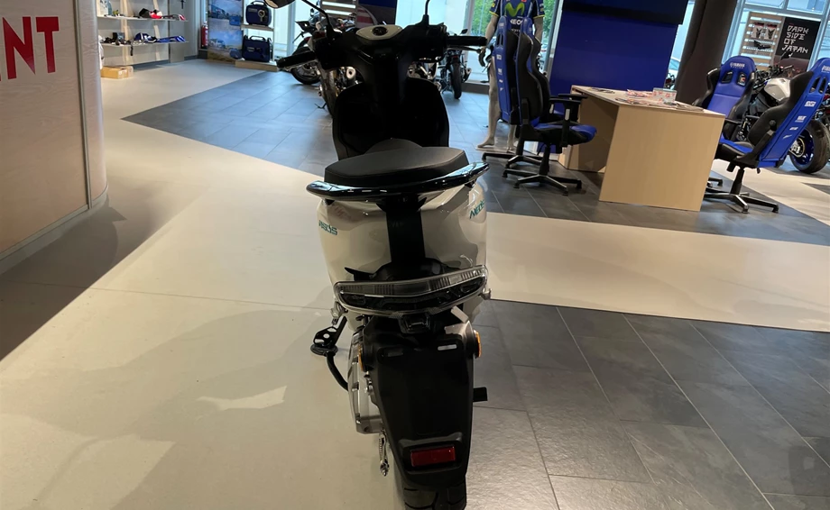 Angebot Yamaha NEO's Dual Battery Bild 9: Angebot Yamaha NEO's Dual Battery