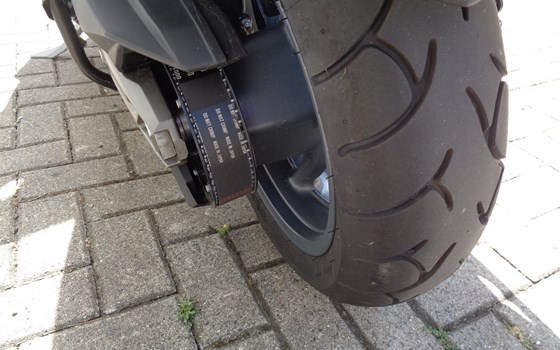 Gebrauchtmotorrad Kymco AK 550i ABS - Bild 5