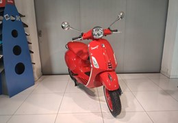 Neumotorrad Vespa Elettrica RED
