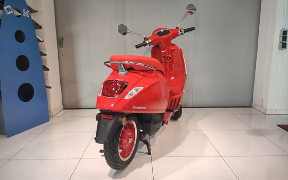 Neufahrzeug Vespa Elettrica RED - Bild 5