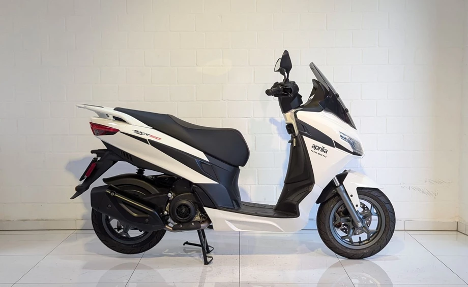 Angebot Aprilia SXR 50 Bild 4: Angebot Aprilia SXR 50