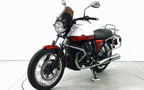 Motorrad Occasion Moto Guzzi V7 Special - Bild 3