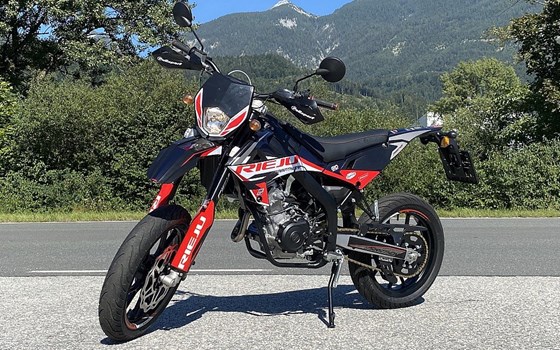 Neufahrzeug Rieju Marathon 125 SM PRO - Bild 4