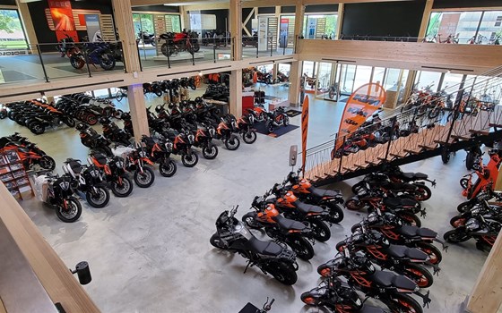 Neufahrzeug Yamaha Niken GT - Bild 6