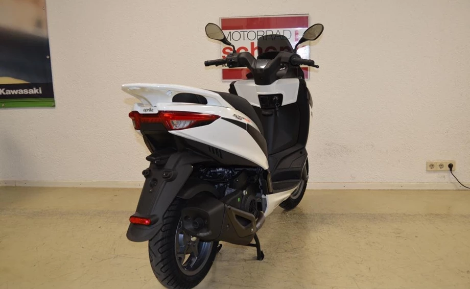 Angebot Aprilia SXR 50 Bild 7: Angebot Aprilia SXR 50
