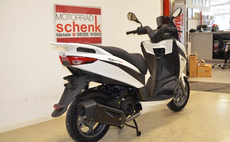 Angebot Aprilia SXR 50 Bild 3: Angebot Aprilia SXR 50