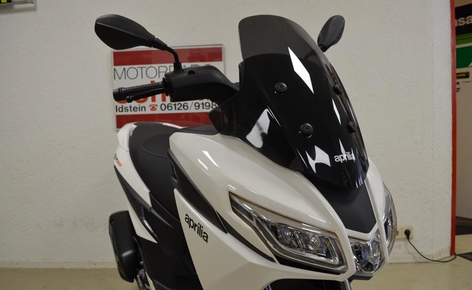 Angebot Aprilia SXR 50 Bild 8: Angebot Aprilia SXR 50