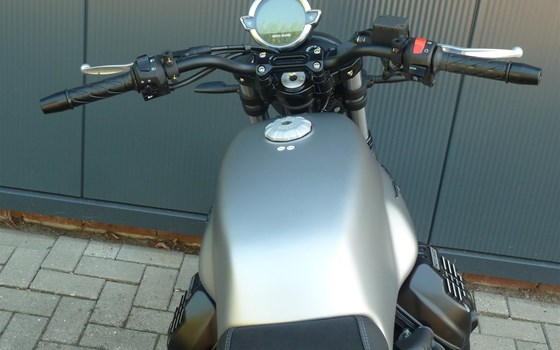 Gebrauchtmotorrad Moto Guzzi V7 Stone - Bild 3