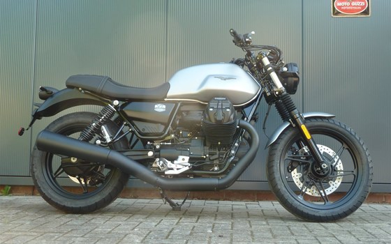 Gebrauchtmotorrad Moto Guzzi V7 Stone - Bild 4