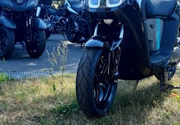 Neumotorrad Yamaha NEO's