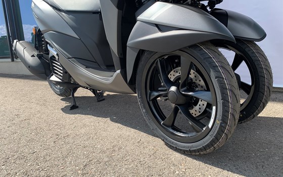 Neufahrzeug Yamaha Tricity 125 - Bild 9 Neufahrzeug Yamaha Tricity 125 - Bild 9