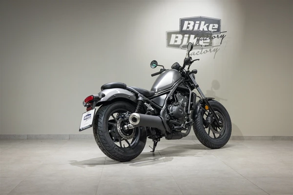 Honda CMX1100 Rebel DCT (Iridium Gray Metallic) - Bild 2