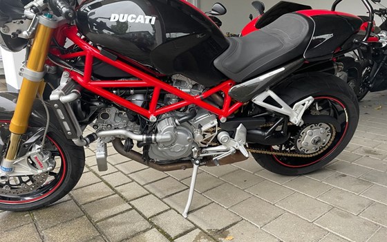 Gebrauchtmotorrad Ducati Monster S4RS - Bild 1