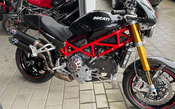 Gebrauchtmotorrad Ducati Monster S4RS - Bild 2