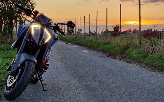 Gebrauchtmotorrad KTM 1290 Super Duke RR - Bild 6