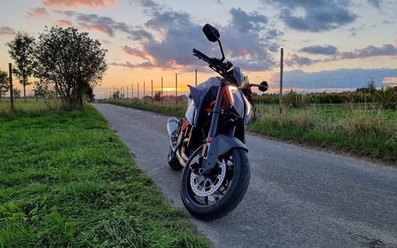 Gebrauchtmotorrad KTM 1290 Super Duke RR - Bild 7