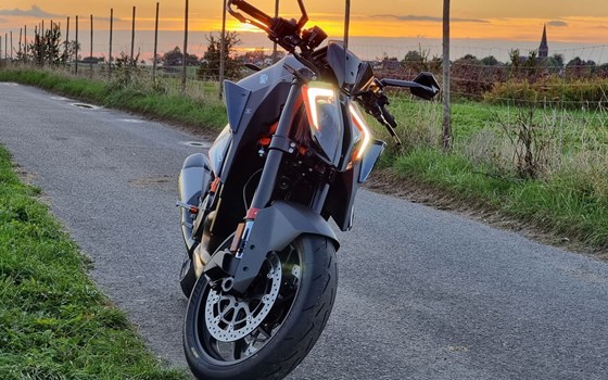 Gebrauchtmotorrad KTM 1290 Super Duke RR - Bild 8