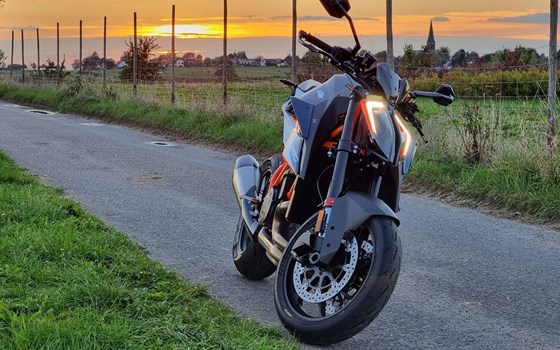 Gebrauchtmotorrad KTM 1290 Super Duke RR - Bild 9