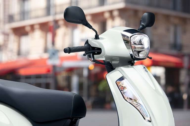 Universal Bremsflüssigkeitsbehälter Honda Kawasaki Aprilia Yamaha Suzuki Moped Roller Motorrad 