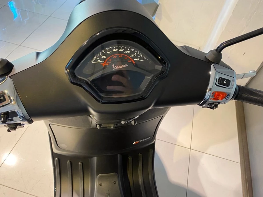 Angebot Vespa GTS 300 Super Sport Bild 6: Angebot Vespa GTS 300 Super Sport