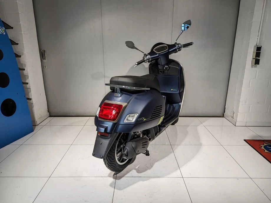 Angebot Vespa GTS 300 Super Tech Bild 3: Angebot Vespa GTS 300 Super Tech