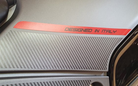 Neufahrzeug Benelli Leoncino 125 - Bild 8