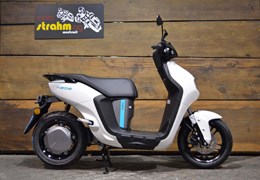 Neumotorrad Yamaha NEO's