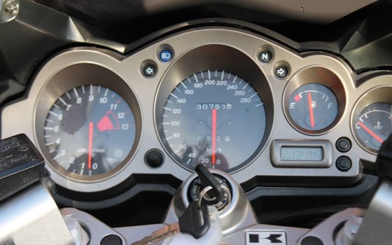 Gebrauchtmotorrad Kawasaki ZZR 1200 - Bild 7