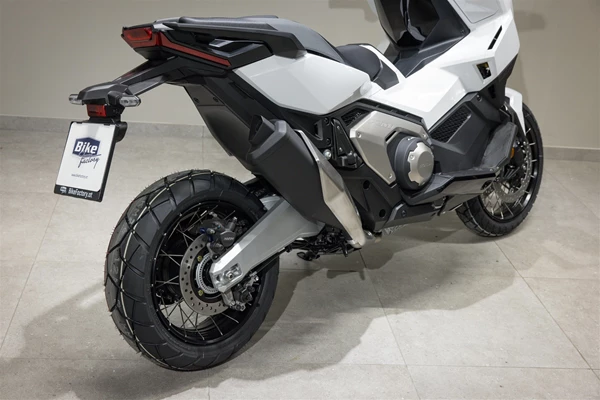 Honda X-ADV (Pearl Glare White) - Bild 3
