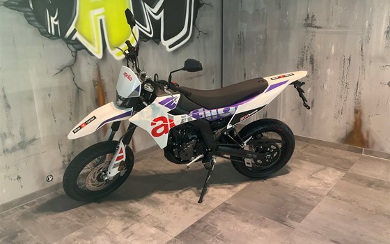 Neufahrzeug Aprilia SX 125 - Bild 8