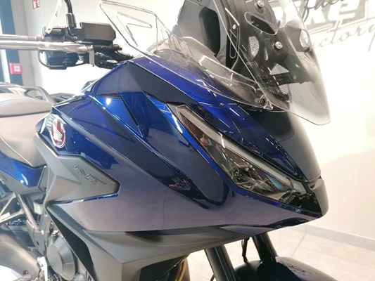 Honda NT1100 (Pearl hawkseye blue) - Bild 3