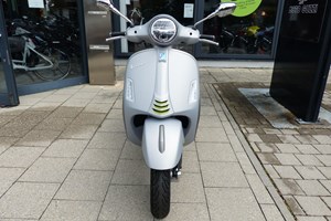 Angebot Vespa GTS 300 Super Tech