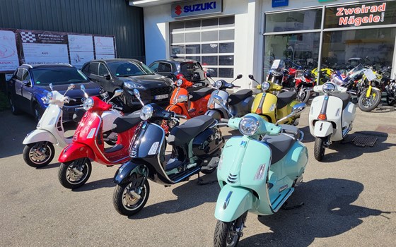 Neufahrzeug Vespa GTS 125 ie Super - Bild 4