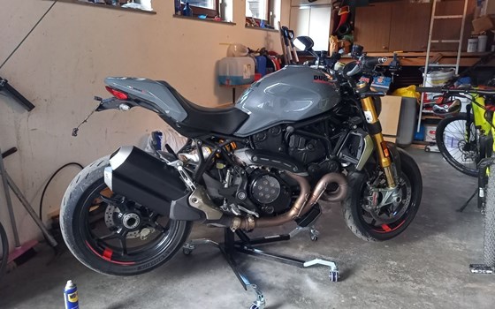 Gebrauchtmotorrad Ducati Monster 1200 S - Bild 3 Gebrauchtmotorrad Ducati Monster 1200 S - Bild 3