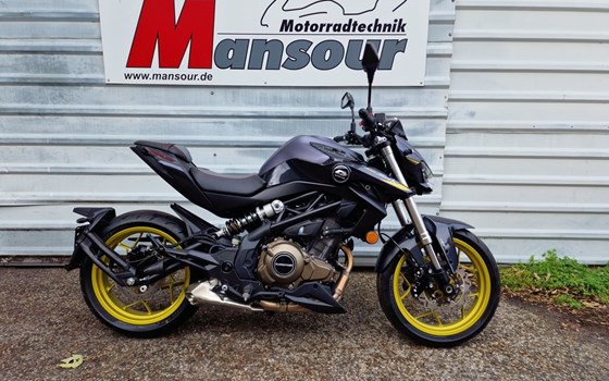 Gebrauchtmotorrad QJ Motor SRK 400 - Bild 1