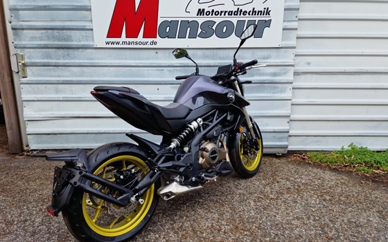 Gebrauchtmotorrad QJ Motor SRK 400 - Bild 5