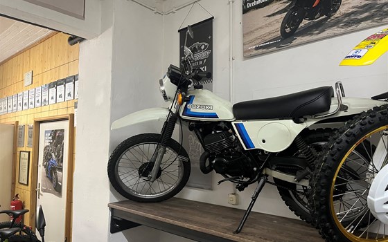 Gebrauchtmotorrad Suzuki TS 125 - Bild 4