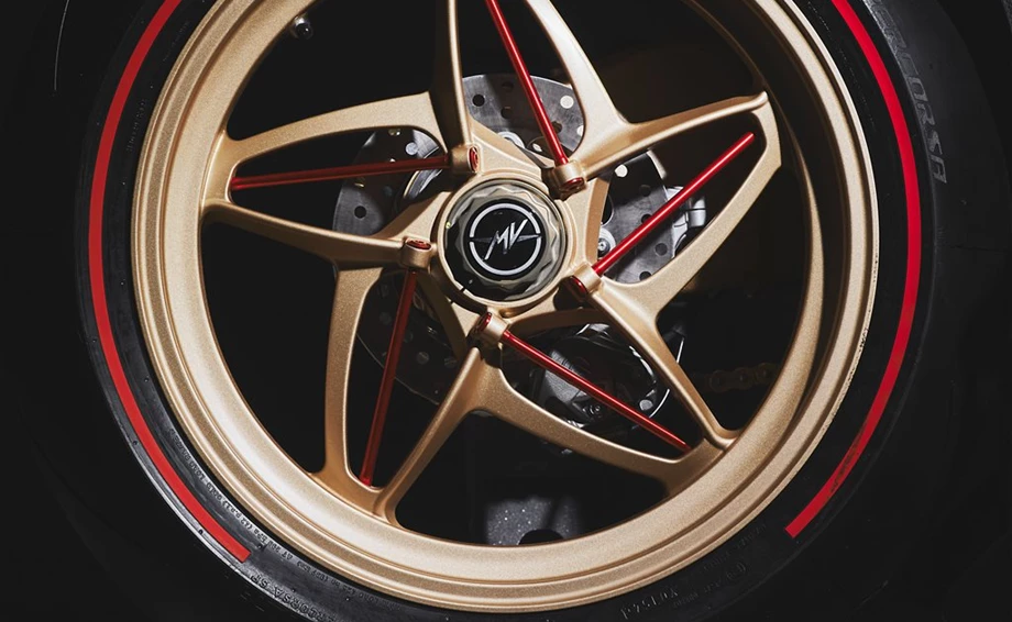 Angebot MV Agusta Superveloce 1000 Serie Oro Bild 7: Angebot MV Agusta Superveloce 1000 Serie Oro