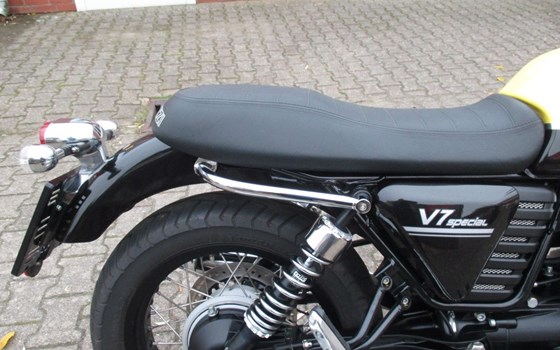 Gebrauchtmotorrad Moto Guzzi V7 Special - Bild 11