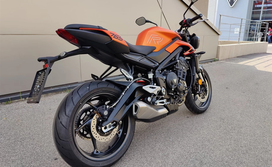 Angebot Triumph Street Triple 765 R Bild 4: Angebot Triumph Street Triple 765 R