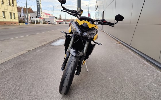 Neufahrzeug Triumph Street Triple 765 RS - Bild 3 Neufahrzeug Triumph Street Triple 765 RS - Bild 3