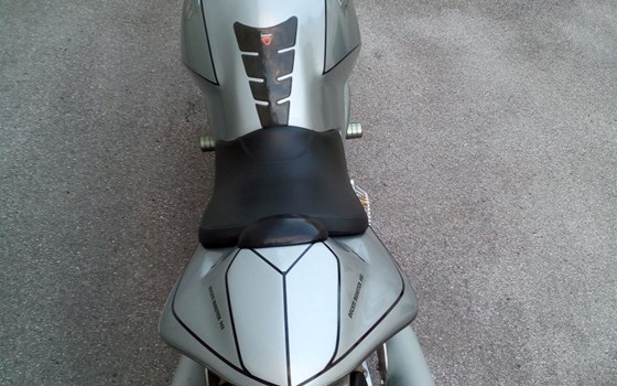 Gebrauchtmotorrad Ducati Monster 900 - Bild 3