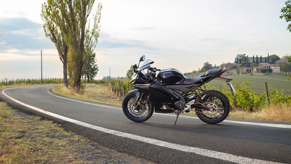 Motorrad Yamaha R125 2023 Smartphone Konnekt YZFR125, Baujahr: , 0 km ,  Preis: 6.049,00 EUR. aus Hamburg