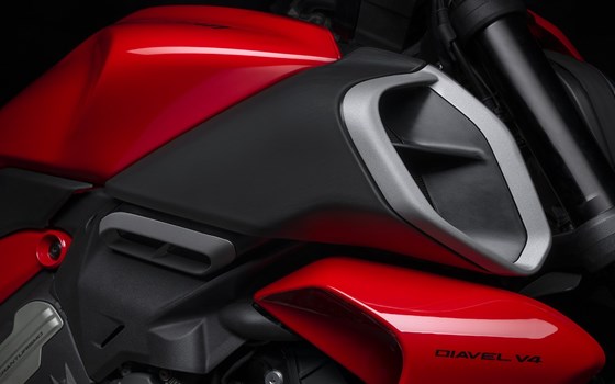Neufahrzeug Ducati Diavel V4 - Bild 5