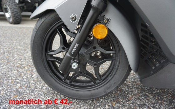 Gebrauchtmotorrad Kymco X-Town 300 ABS - Bild 4