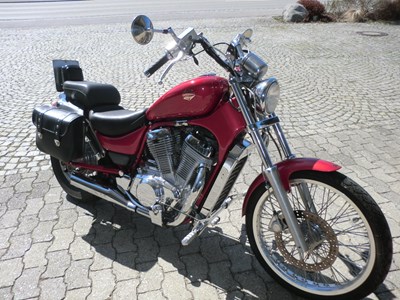 Intruder VS 800