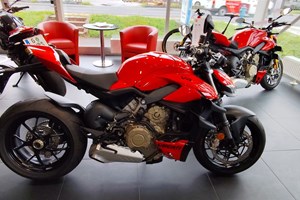 Angebot Ducati Streetfighter V4