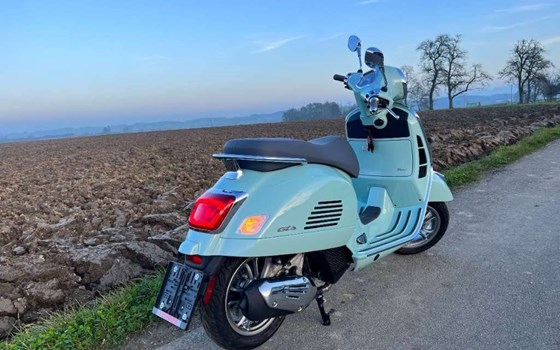 Neufahrzeug Vespa GTS 125 - Bild 2 Neufahrzeug Vespa GTS 125 - Bild 2