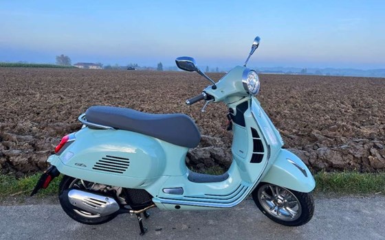 Neufahrzeug Vespa GTS 125 - Bild 3 Neufahrzeug Vespa GTS 125 - Bild 3